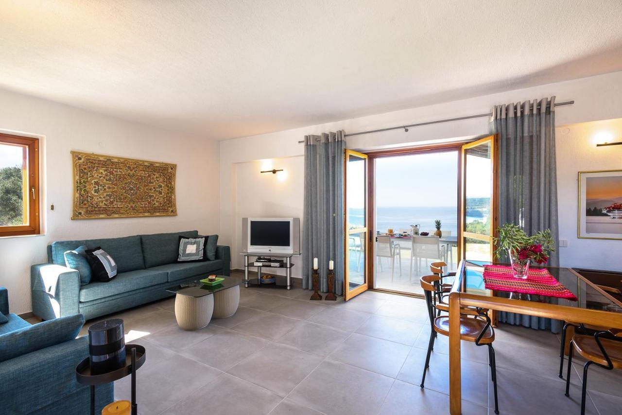 Finisia House Appartement Elia  Buitenkant foto