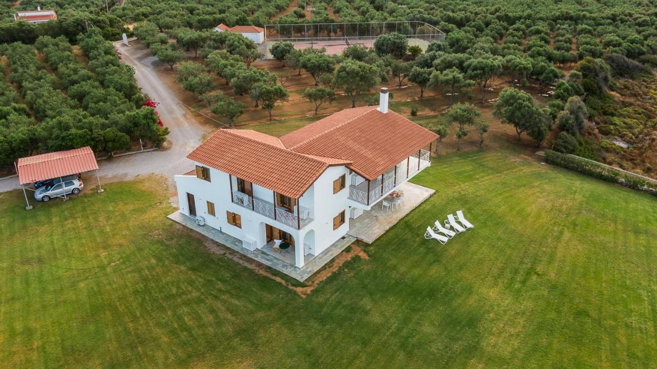 Finisia House Appartement Elia  Buitenkant foto