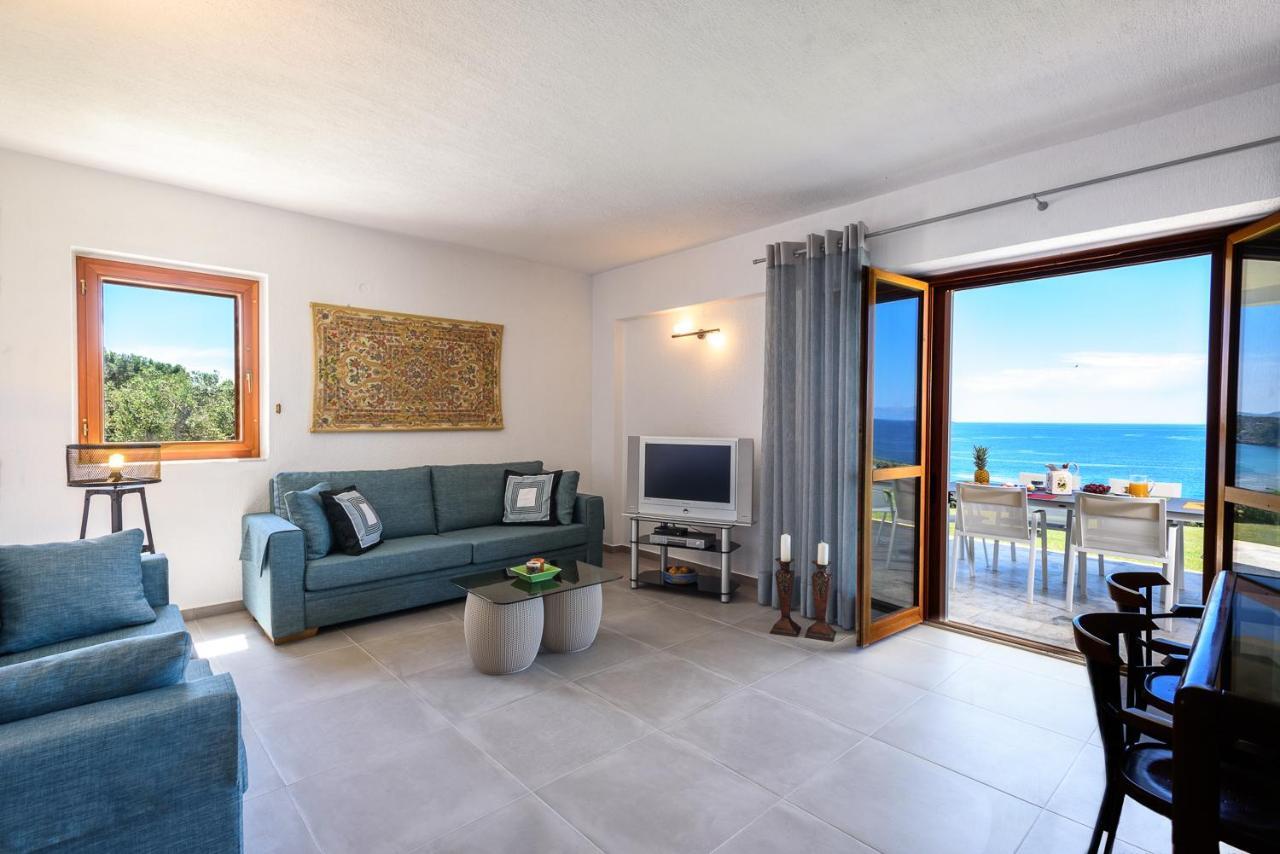 Finisia House Appartement Elia  Buitenkant foto