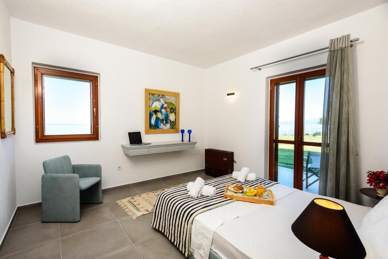 Finisia House Appartement Elia  Buitenkant foto